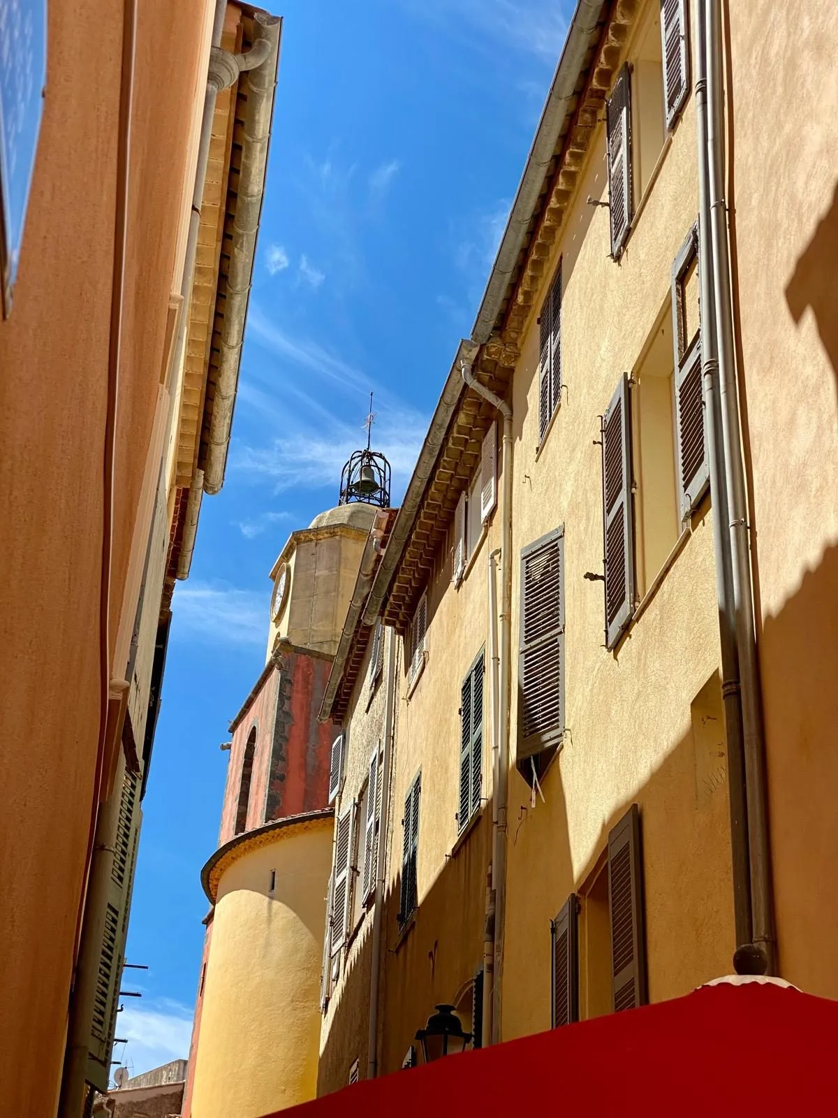 Accrochage d'été, Saint-Tropez, Galerie Calderone