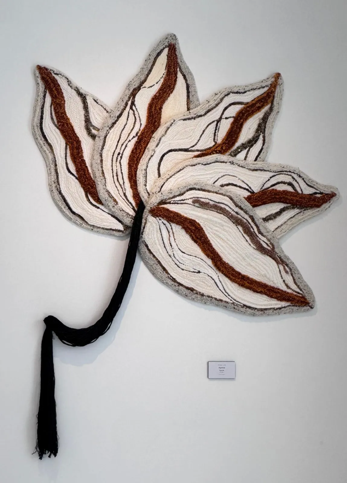 Organisme 11, textile de Eponine Lutz, 2026, Galerie Calderone